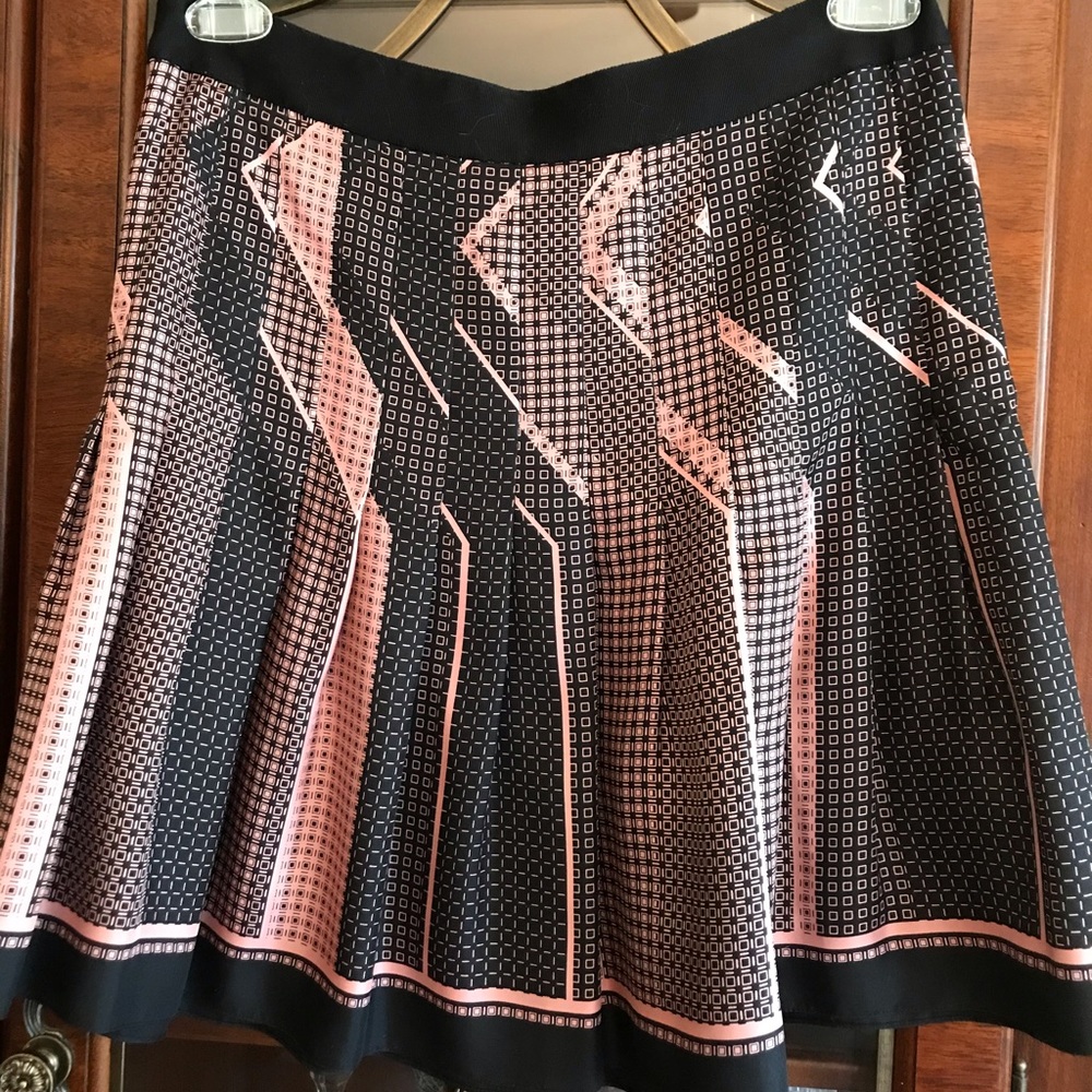 Elie Tahari skirt